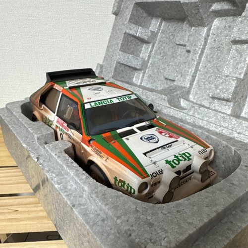 Autoart lancia delta s4 - 1/18,