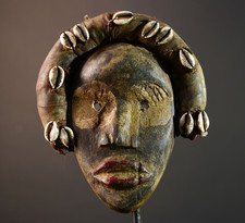 Maschera conchiglia africana