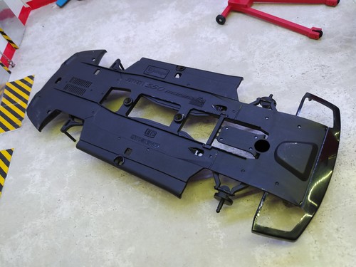 Châssis ferrari 550 - 1/18,