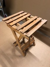 SGABELLO IN LEGNO PIEGHEVOLE