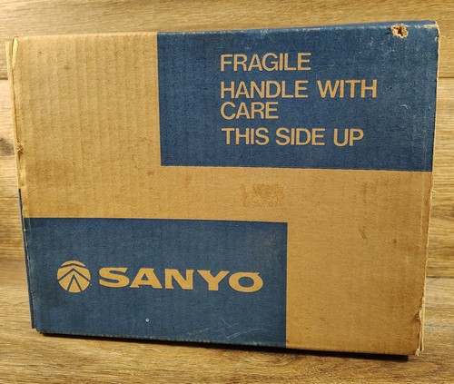 802 sanyo cassette stereo - 802,