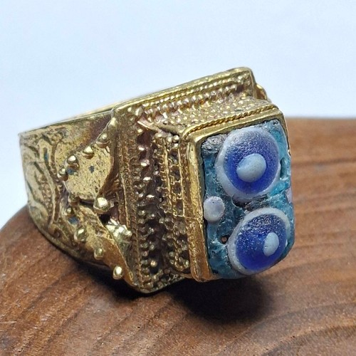 Bellissimo anello antico