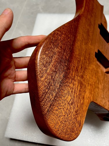 Chitarra elettrica aaaaa - chitarra,