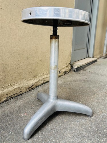 Sgabello industriale - sgabello,