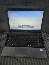 L119 Samsung NP300e4z 14"
