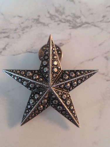 Spilla distintivo stella