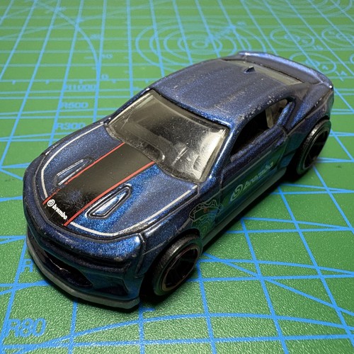 Hot wheels camaro - hot,