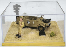 diorama deserto Afrika Korps KUBELWAGEN 1/43 DeAgostini diecast model con teca