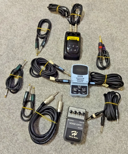 Behringer 100 preamp - 100,