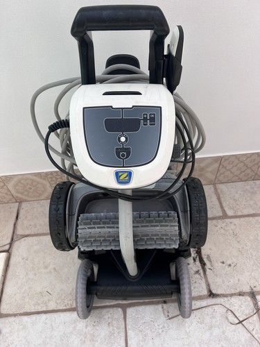 Robot piscina aspirapolvere - piscina,