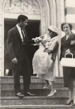 B4 - Foto Photo Fotografia Anni 50 - Battesimo Coppia Neonato Donna Scalinata