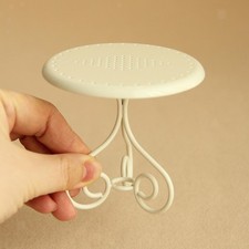 Tavolo in miniatura per casa