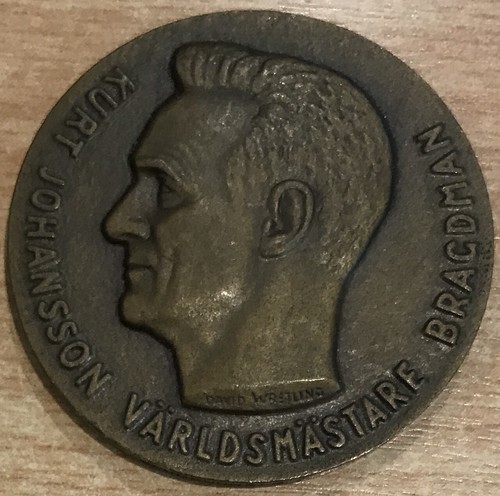 Medaglia tavolo ak11 - tavolo, kurt