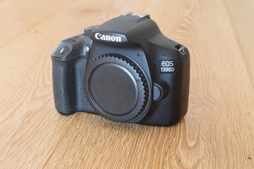 Canon eos 1300d 0mp - eos,