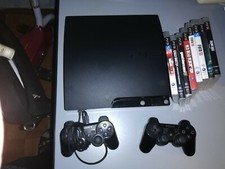 Playstation 3 usata + 8 giochi + 2 controller