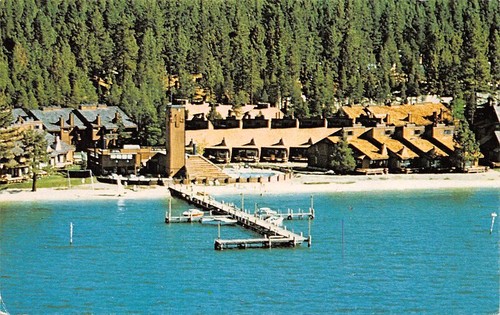 Lakeland village beach - lakeland,
