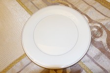 Due grandi piatti royal - piatti,,