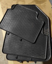 Tappetini auto robusti su misura