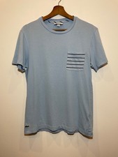 Lacoste, T-shirt azzurra con