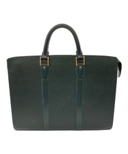 LOUIS VUITTON Taiga Porto