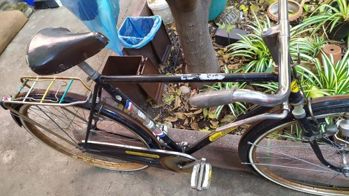 Bicicletta con freni - , a