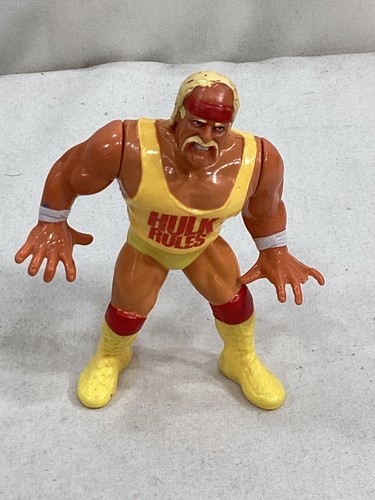 Figurina hulk hogan hasbro - figurina, wwf