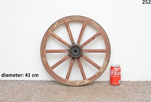 Vecchio carrello legno - carrello,