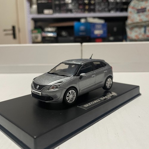 Modellino pressofuso grigio
