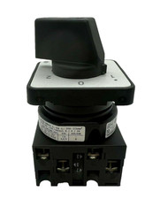 Moeller T0-2-8211 Commutatore 2 contatti 3 posiz. 1-0-2  690Vac 20A       USATO