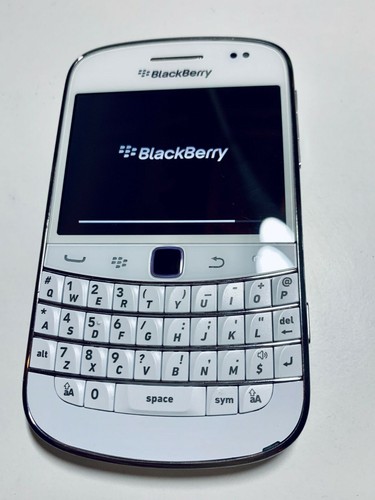 Blackberry bold 9900 - bold,