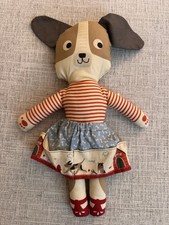 Bambola di stoffa cane