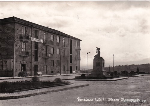Venticano piazza monumento - #,