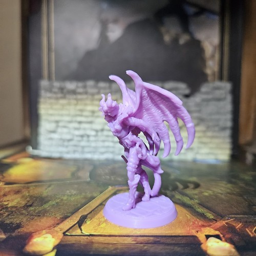 Tiefling wizard warlock rogue - wizard,