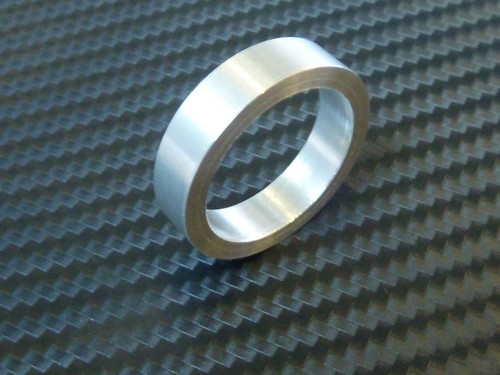 Distanziatore alluminio 8mm - distanziatore,