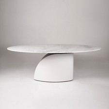 Tavolo in marmo,  modello "central park" by Daniele Loscalzo Moscheri for Ditre