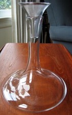 Decanter vino in vetro bibita