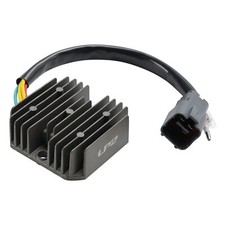 REGOLATORE DI TENSIONE PER