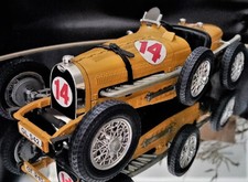 MODELLO AUTO '70 VINTAGE BURAGO BUGATTI 59 1/18 3005 1934 SENAPE COLLEZIONE XX