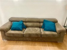 Divano ampio 3 posti estendibile in tessuto marrone 245cm x 135cm x 75cm usato