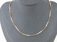 Solid 18K Gold Wavy Wave