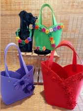 Borse, borselli, collane, bracciali 