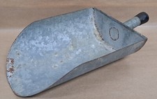 Antica pala in carbonio in