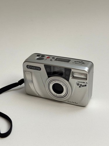 Macchina fotografica compatta