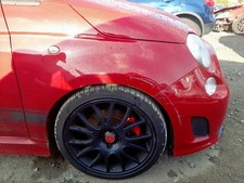 Cerchi Originali Fiat 500 Abarth 17" con Pneumatici – Set da 4 – Ottime Condizio