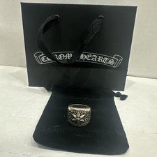 Anello stella cuori cromati