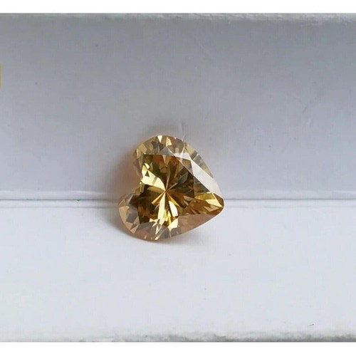 Diamante taglio cuore oro - , ct