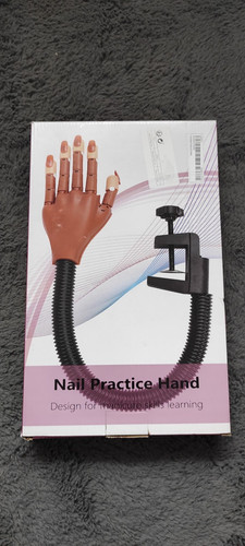 Mano finta pratica nailart - finta,