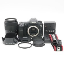 Kit fotocamera reflex digitale