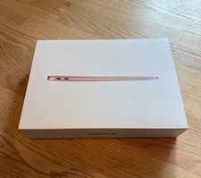 ** APPLE MacBook Air Retina