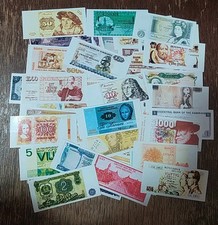 Lotto Di 62 Figurine Le